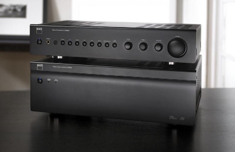 A NAD pre-amplifier stacked above a NAD power amplifier